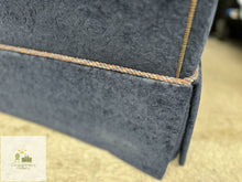 Load image into Gallery viewer, Occasional Chair