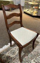 Load image into Gallery viewer, Table and Chairs