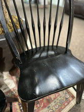 Load image into Gallery viewer, Chair