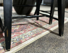 Load image into Gallery viewer, Chair