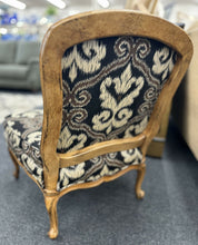 Load image into Gallery viewer, Occasional Chair