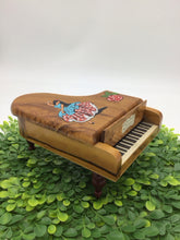 Load image into Gallery viewer, Music Box

