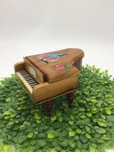 Load image into Gallery viewer, Music Box
