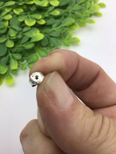 Load image into Gallery viewer, Earrings
