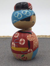 Load image into Gallery viewer, Figurine
