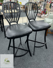 Load image into Gallery viewer, Stool
