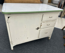 Load image into Gallery viewer, Cabinet
