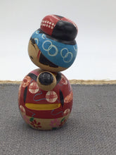 Load image into Gallery viewer, Figurine
