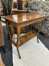 Load image into Gallery viewer, End Table
