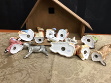 Load image into Gallery viewer, Hummel Holiday Decor
