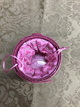 Load image into Gallery viewer, Longaberger Basket
