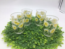 Load image into Gallery viewer, White Daisy Embossed Floral Tumbler Glasses
