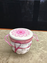 Load image into Gallery viewer, Longaberger Basket
