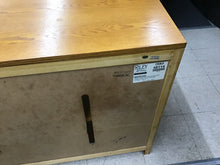 Load image into Gallery viewer, TV Stand
