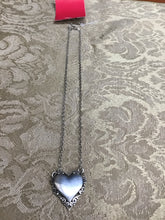 Load image into Gallery viewer, Necklace
