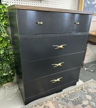 Load image into Gallery viewer, Chest
