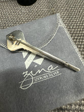 Load image into Gallery viewer, Pin/Broach
