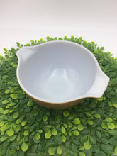 Load image into Gallery viewer, Town &amp; Country Cinderella Mixing Bowl Set
