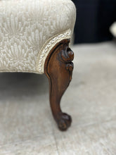 Load image into Gallery viewer, Stool
