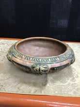 Load image into Gallery viewer, Roseville Pottery
