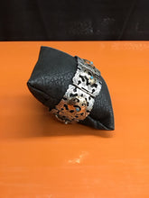 Load image into Gallery viewer, Bracelet
