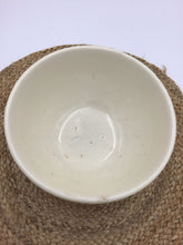 Load image into Gallery viewer, Hull Dishes/Cookware Misc.
