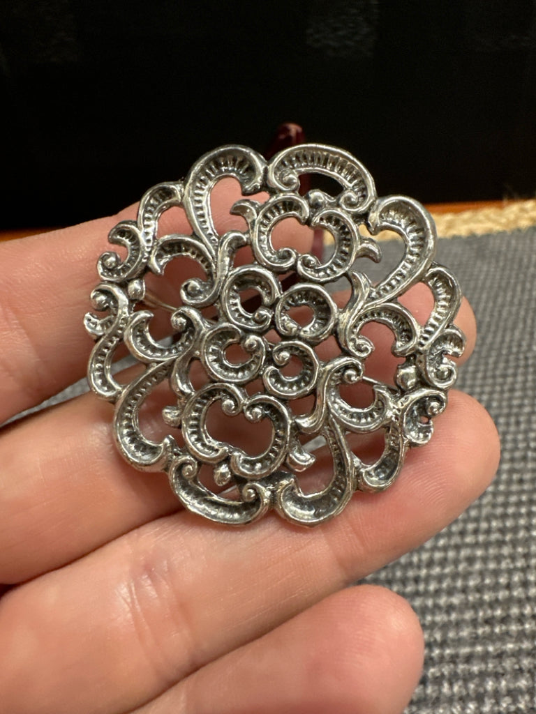 Pin/Broach