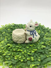 Load image into Gallery viewer, Lenox Figurine
