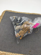 Load image into Gallery viewer, Figurine
