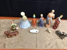 Load image into Gallery viewer, Hummel Holiday Decor
