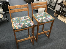 Load image into Gallery viewer, Stool
