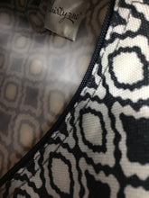 Load image into Gallery viewer, Thirty One Purse
