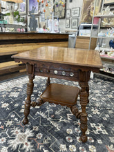 Load image into Gallery viewer, Table
