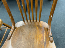 Load image into Gallery viewer, Chair
