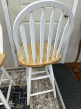 Load image into Gallery viewer, Stool
