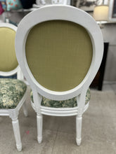 Load image into Gallery viewer, Chair
