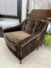 Load image into Gallery viewer, Occasional Chair
