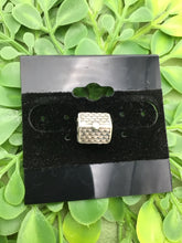 Load image into Gallery viewer, Necklace
