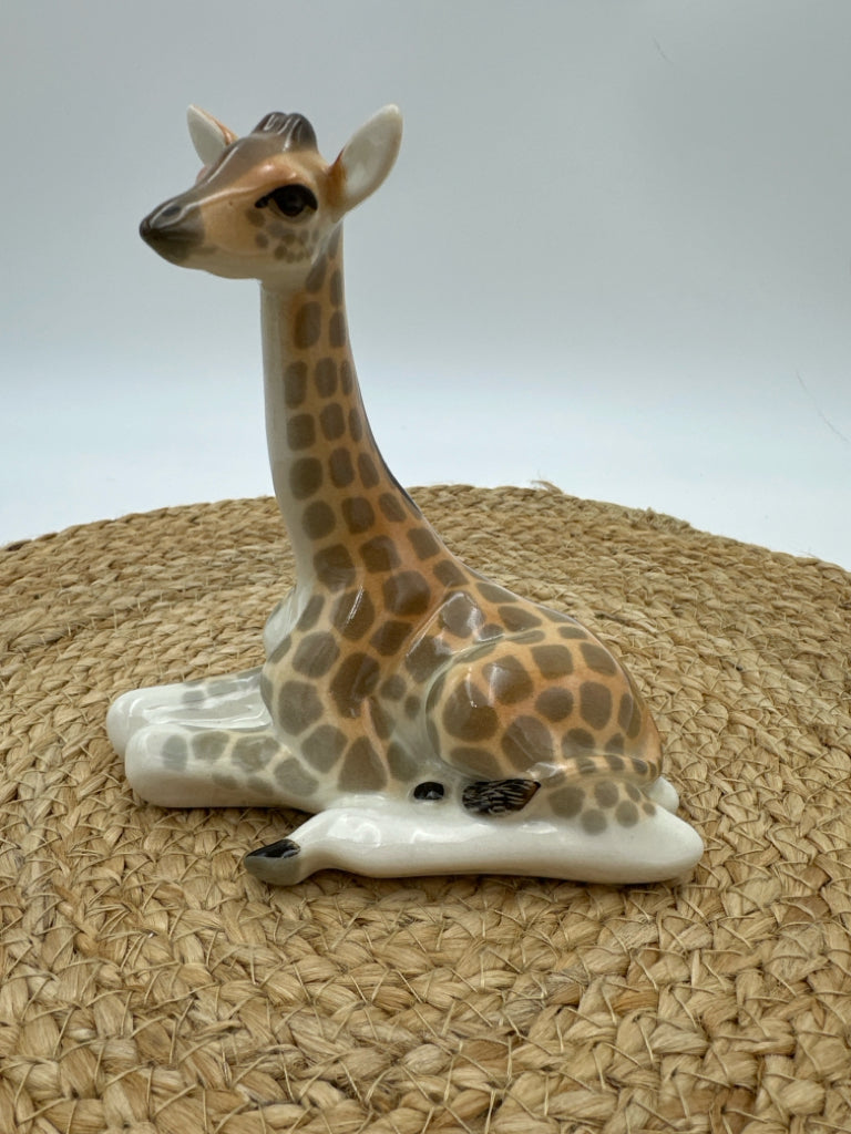 Figurine