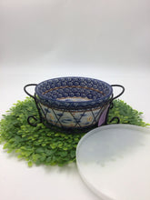 Load image into Gallery viewer, 3 Pc Temptaions Old World Blue 8" Round Dish w/Lid &amp; Wire Rack
