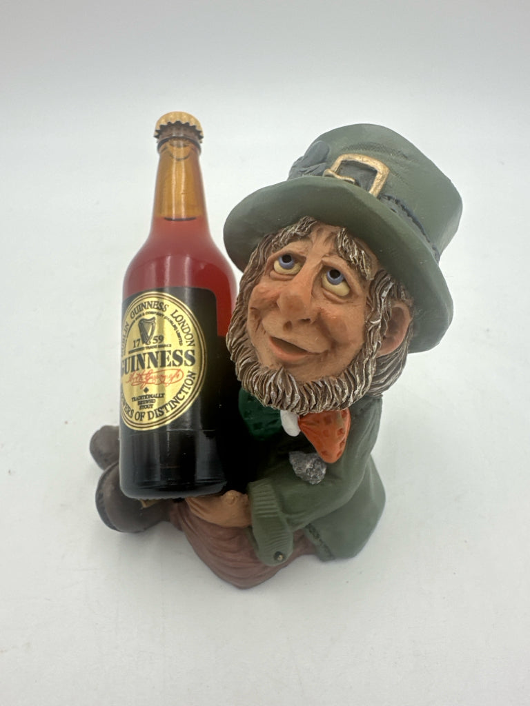 Figurine