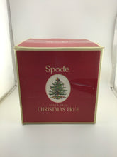 Load image into Gallery viewer, Set 4 Christmas Tree Gold Pedestal Goblets 16oz NEW (BOX)
