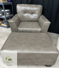 Load image into Gallery viewer, Occasional Chair
