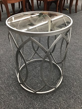 Load image into Gallery viewer, Table
