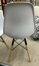 Load image into Gallery viewer, Chair
