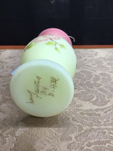 Load image into Gallery viewer, Fenton Glass Co. Decorative Misc.
