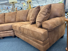 Load image into Gallery viewer, Smith Brothers Sectional
