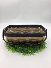 Load image into Gallery viewer, Longaberger Basket
