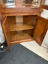 Load image into Gallery viewer, Cabinet
