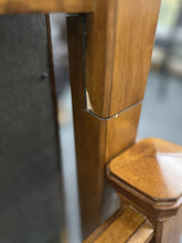 Load image into Gallery viewer, Oak Bed
